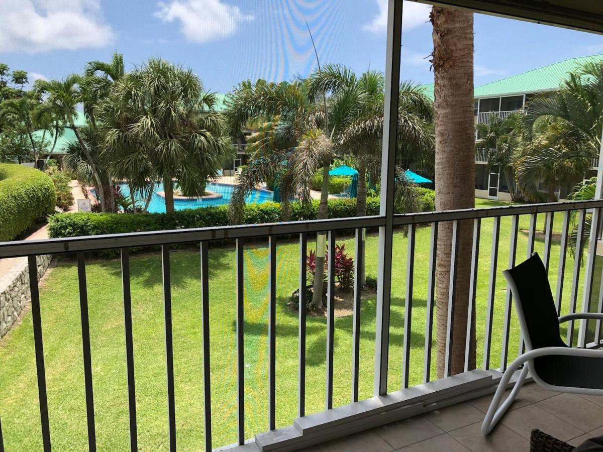 Beach Living At Plantation Village Blgs George Town Exteriör bild